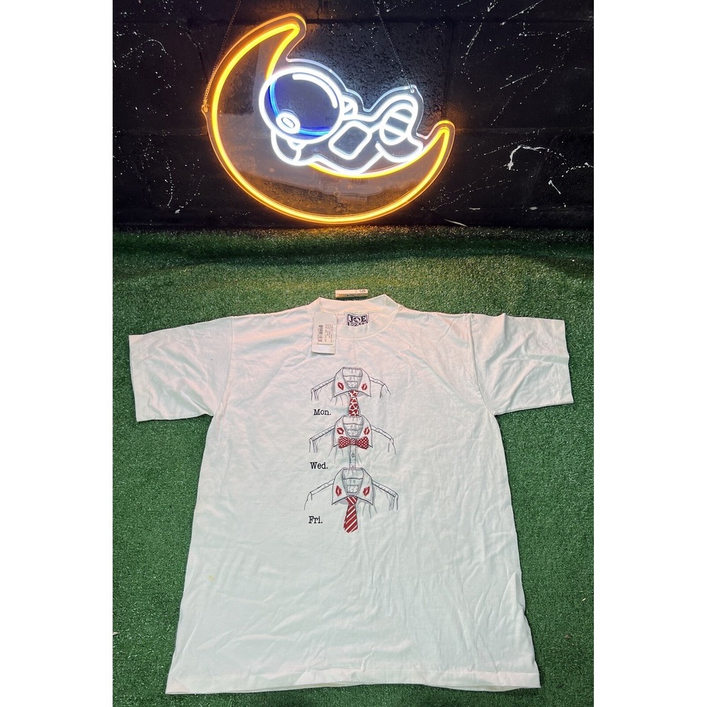 NWT Vintage 1990's Joe Boxer White Graphic Tee Kissing T-Shirt Adult One Size LG